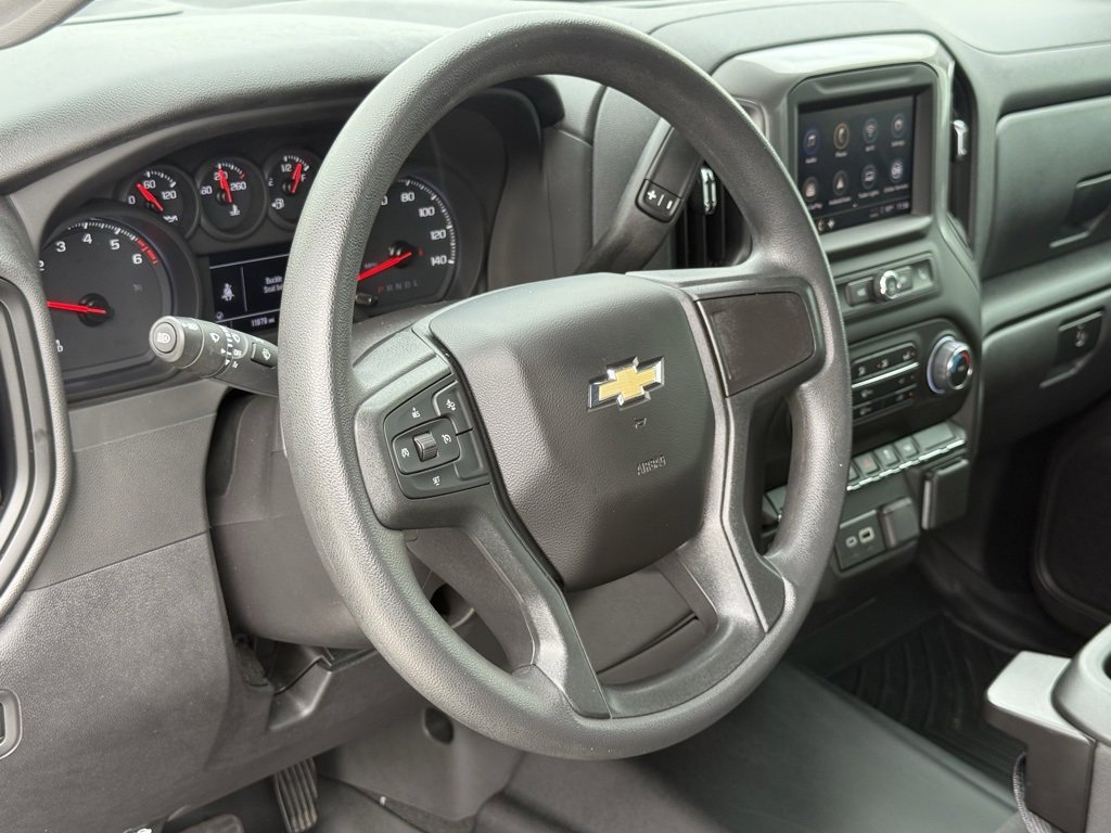 2024 Chevrolet Silverado 1500 Custom photo 14