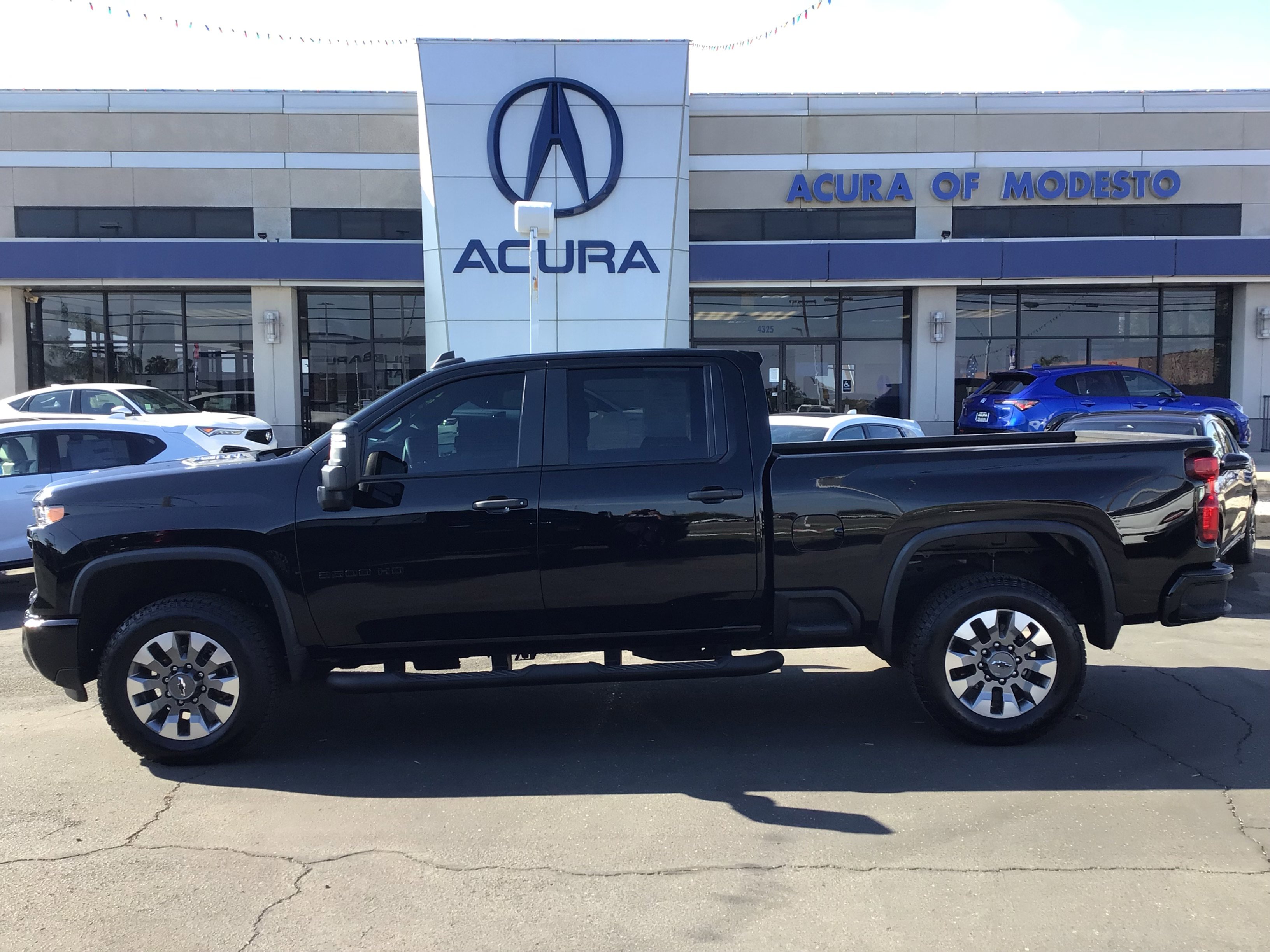 2024 Chevrolet Silverado 2500HD Custom's photo