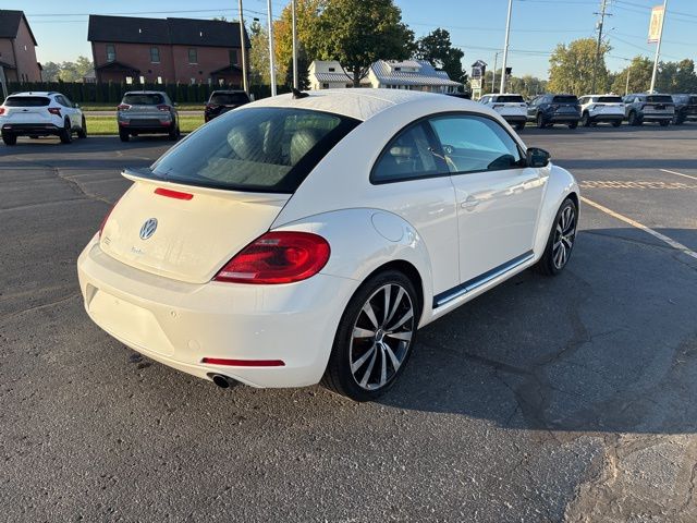 2012 Volkswagen Beetle photo 5