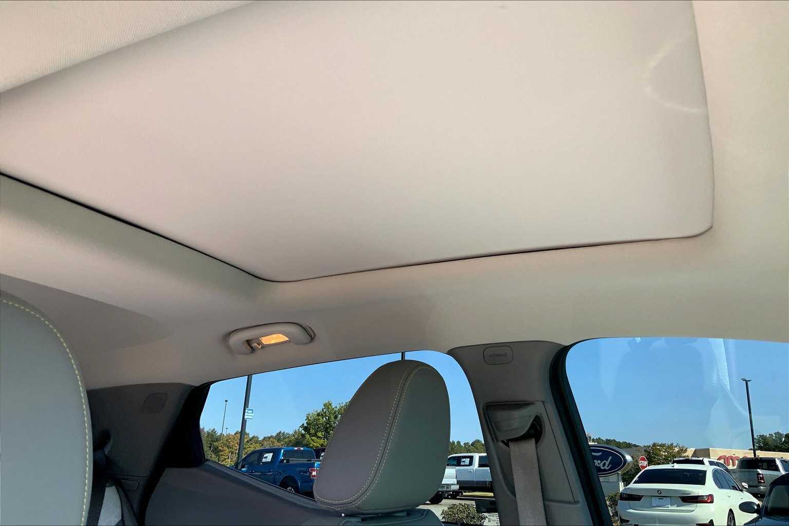 2022 Chevrolet Bolt EUV Premier photo 13