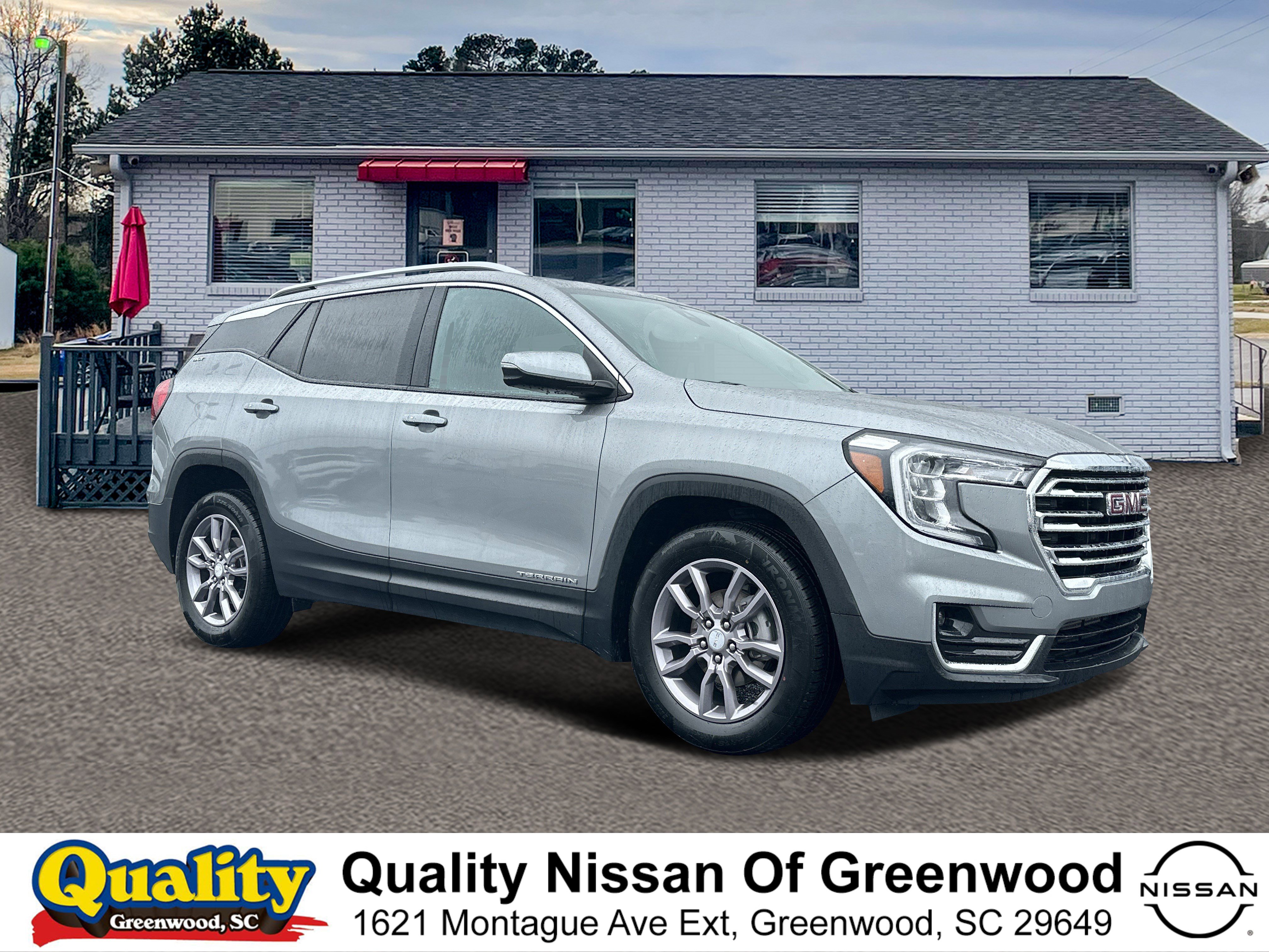 2023 GMC Terrain SLT