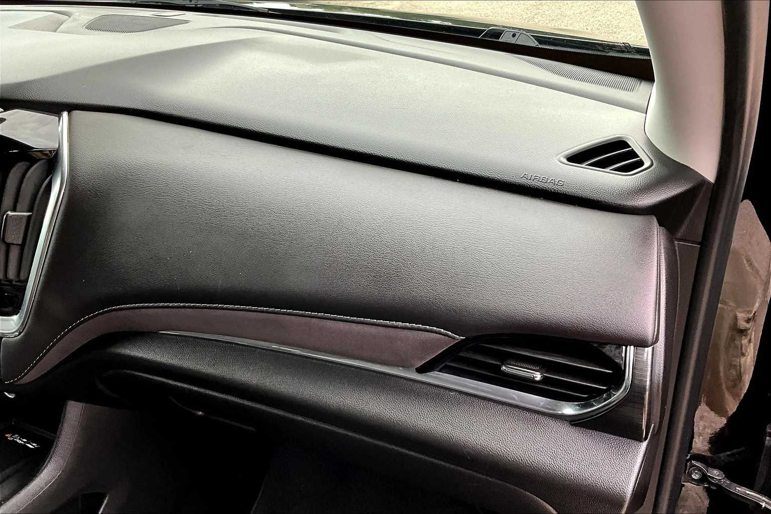 2020 Chevrolet Traverse High Country photo 18