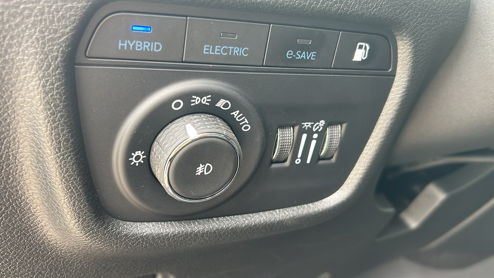 2023 Jeep Cherokee Base photo 17