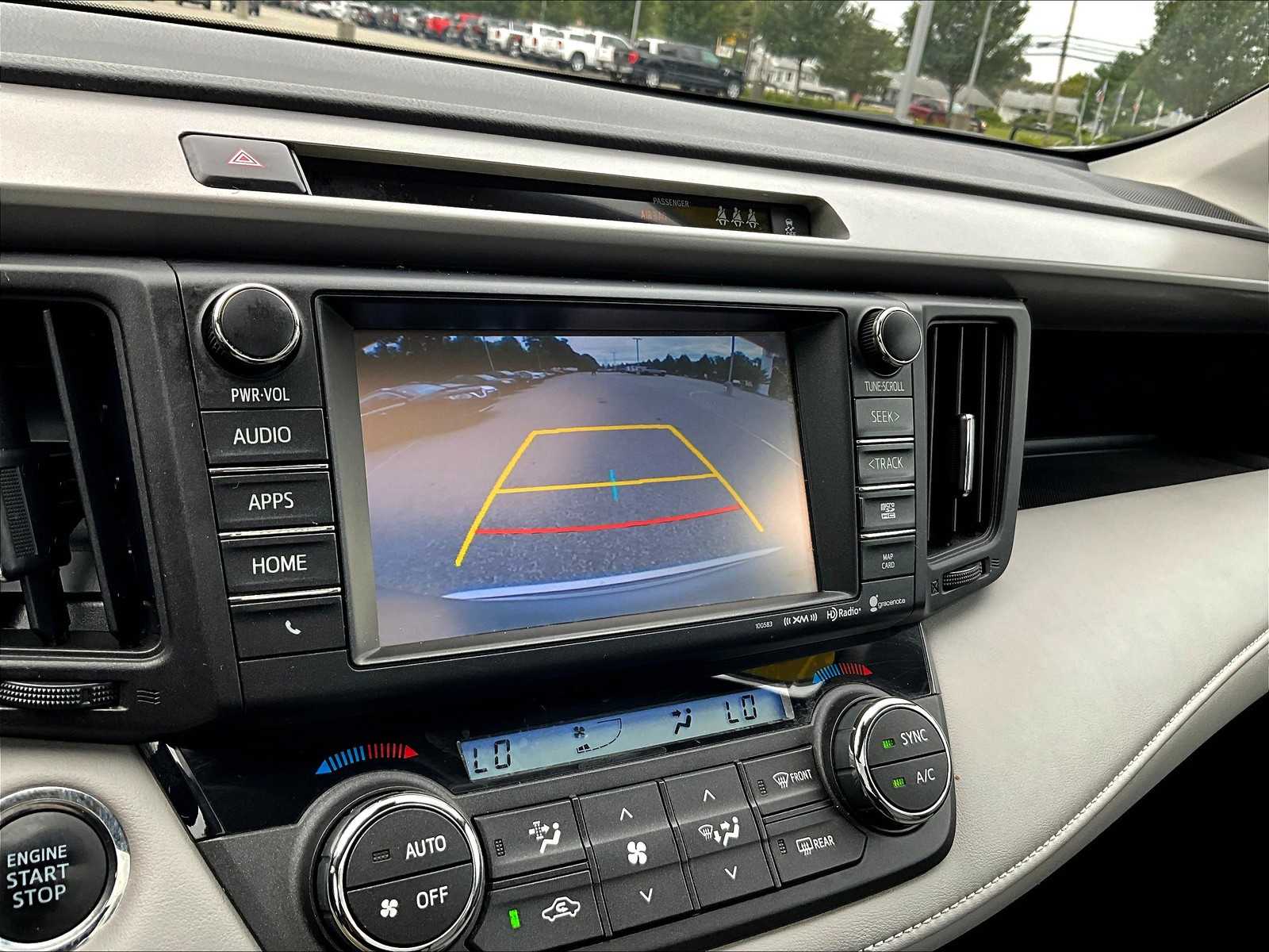 2018 Toyota RAV4 Limited photo 18