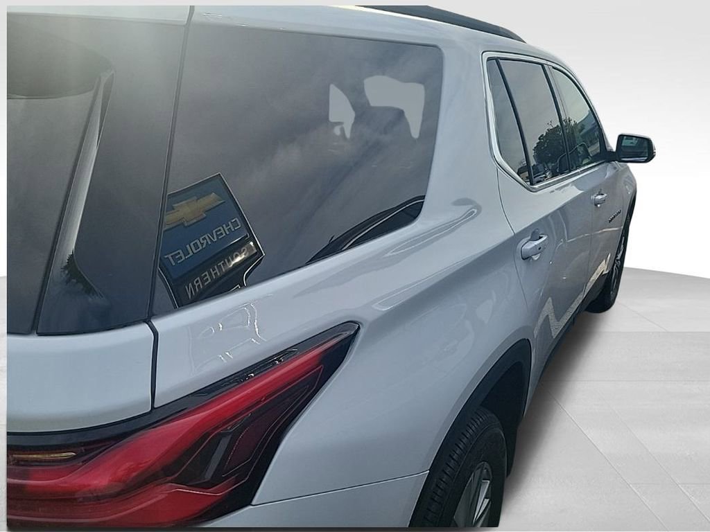 2022 Chevrolet Traverse Cloth photo 3