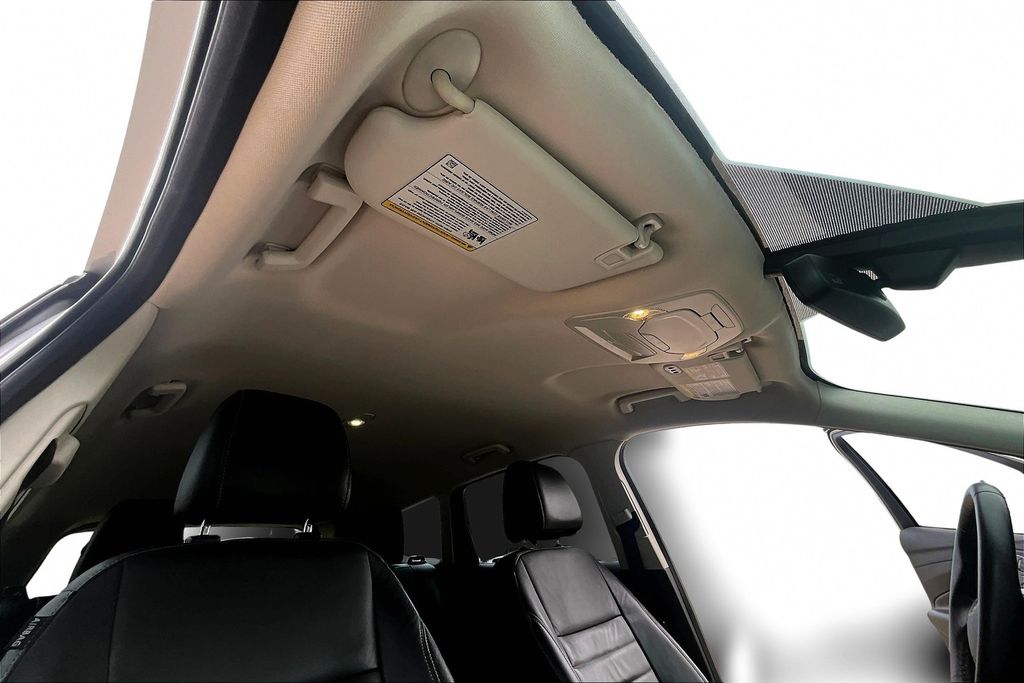 2016 Ford Escape Titanium photo 25