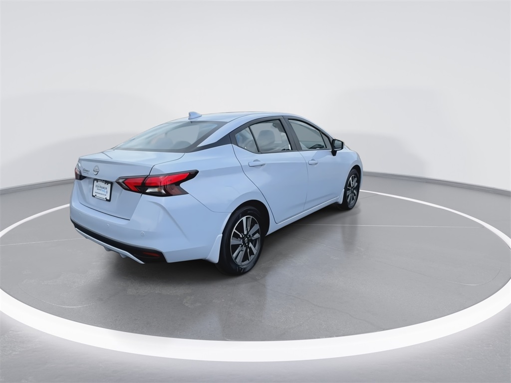 2025 Nissan Versa 1.6 SV photo 8