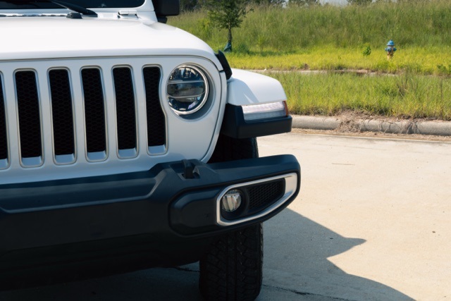 2020 Jeep Wrangler Unlimited Sahara photo 4