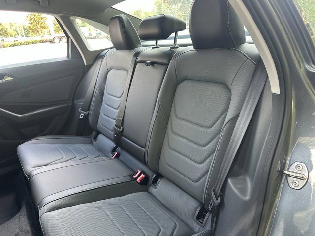 2025 Volkswagen Jetta 1.5T SEL photo 14