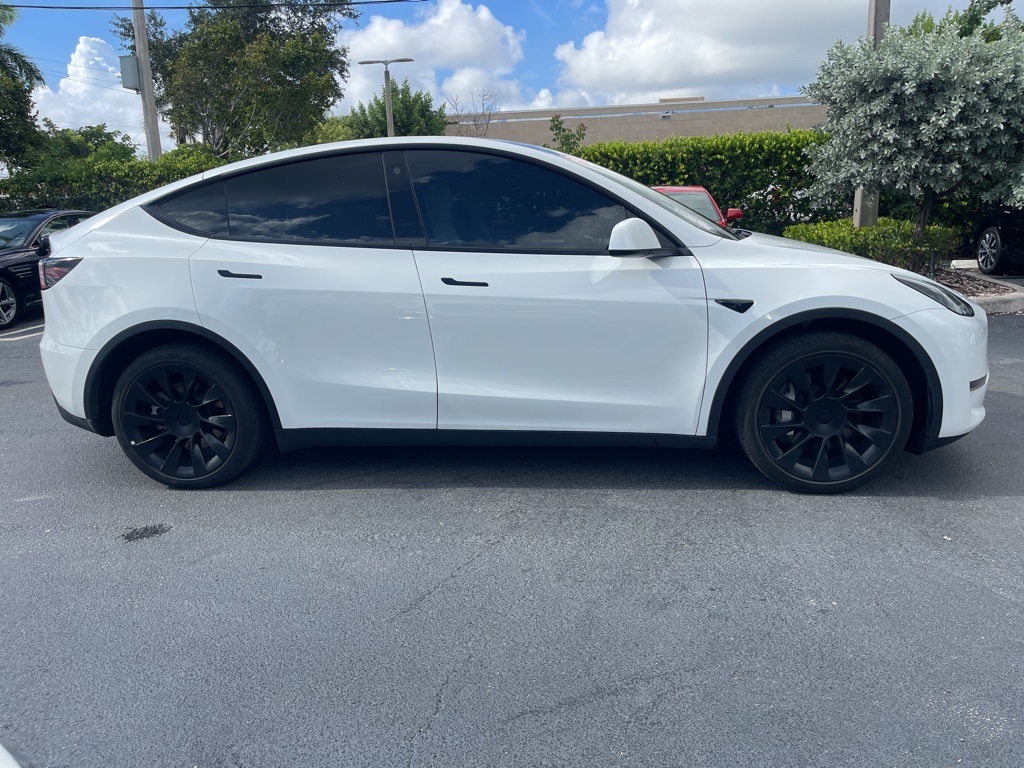 Used 2023 Tesla Model Y Long Range with VIN 7SAYGDEE8PF618367 for sale in Kansas City