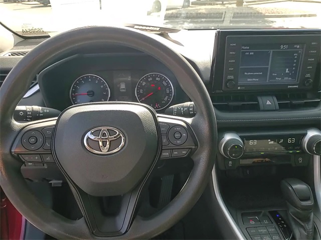 2021 Toyota RAV4 XLE photo 18