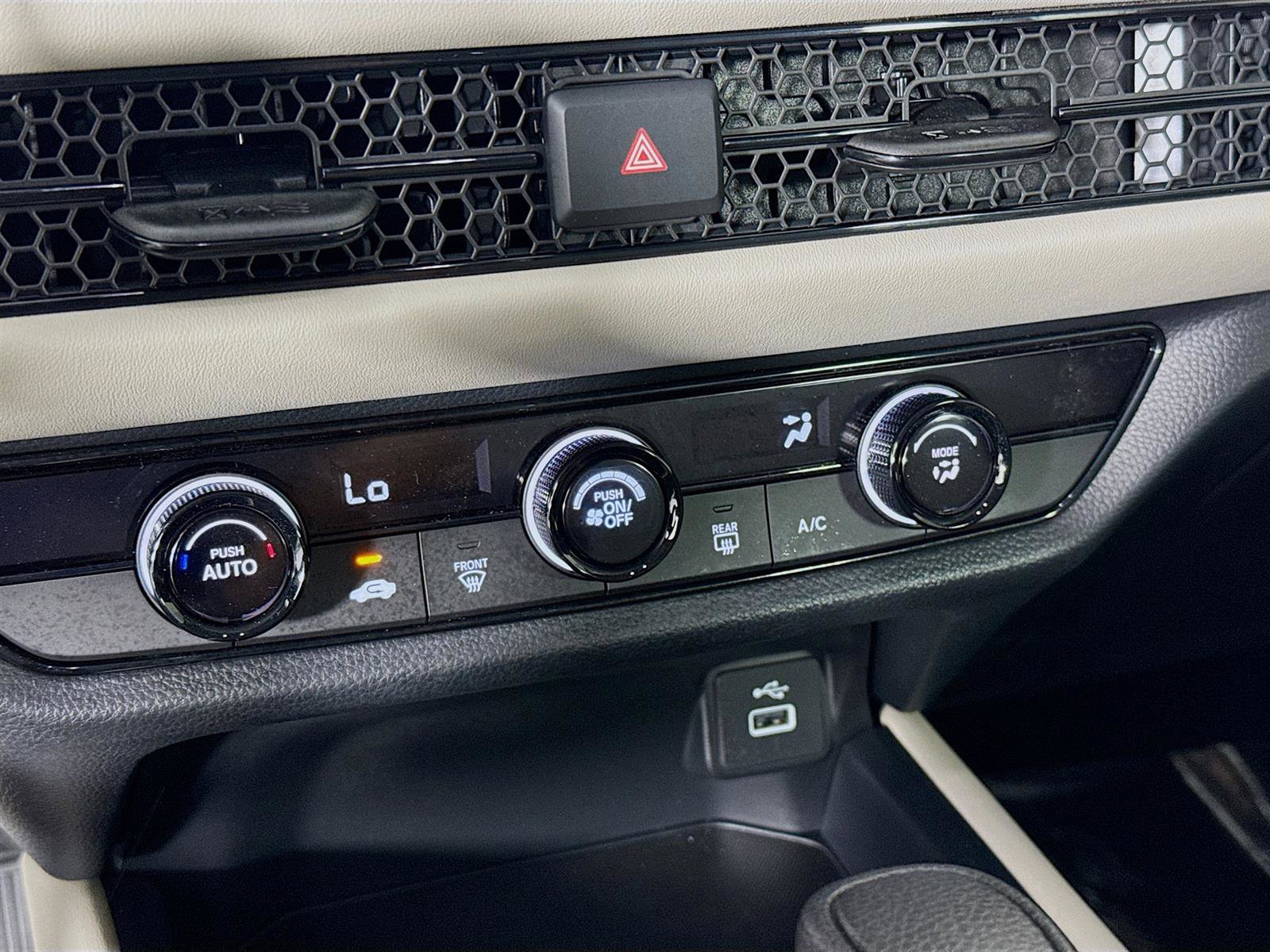 2024 Honda HR-V LX photo 16