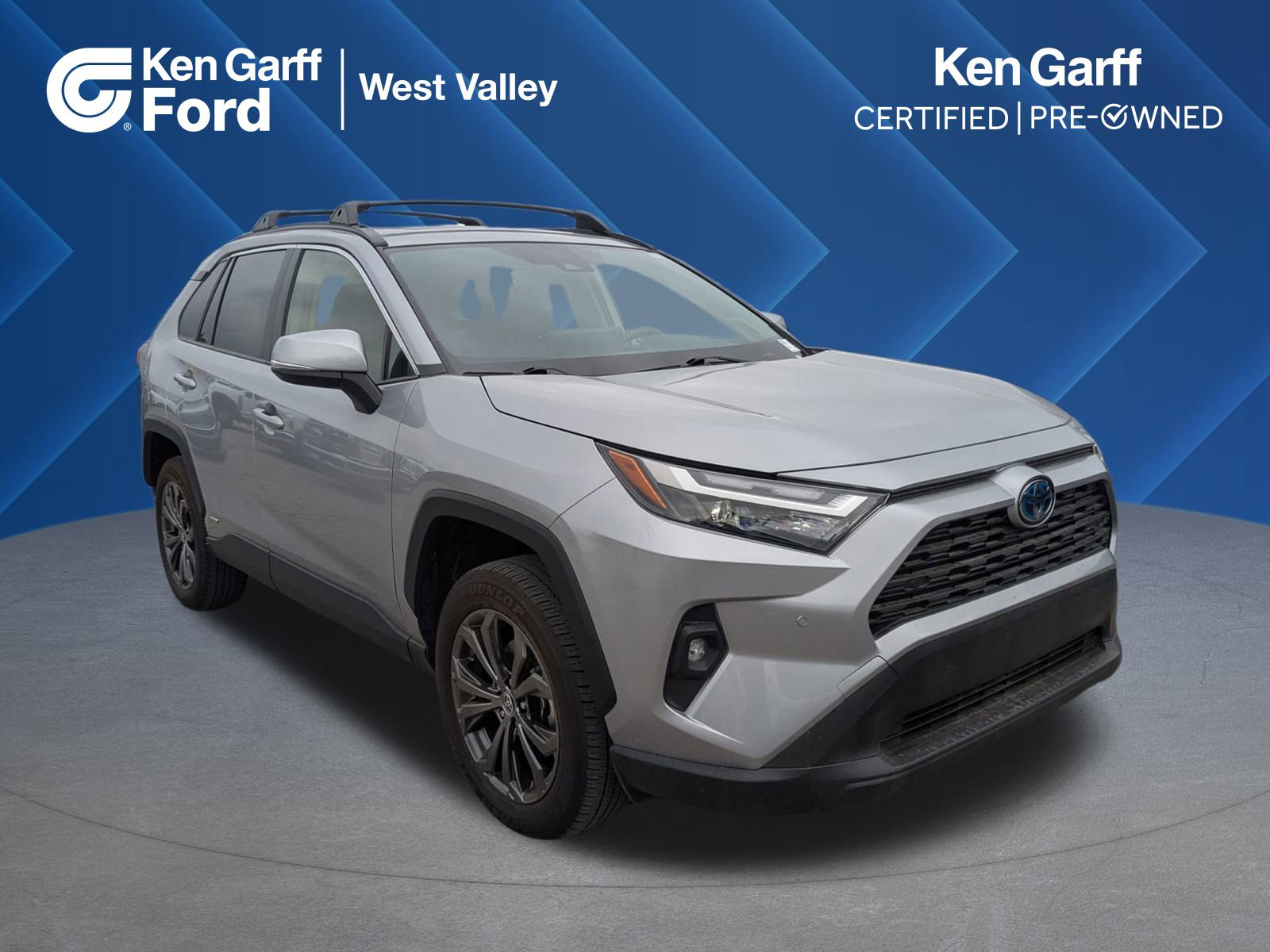2023 Toyota RAV4 XLE Premium's photo