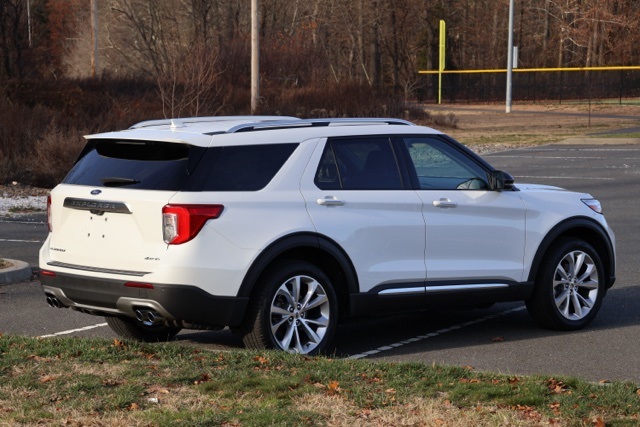 2023 Ford Explorer Platinum photo 3