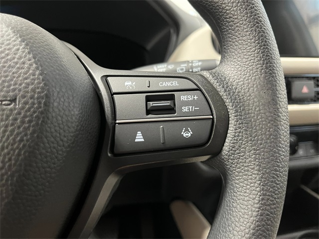 2026 Honda HR-V LX photo 16