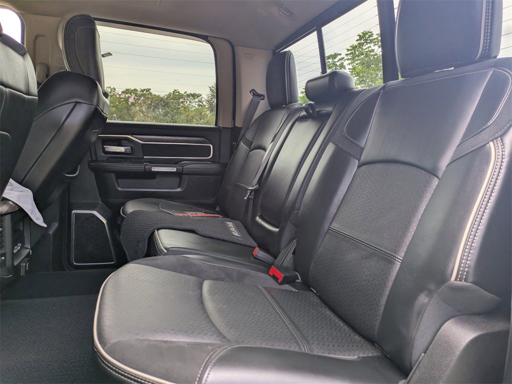 2019 Ram 3500 Laramie photo 14