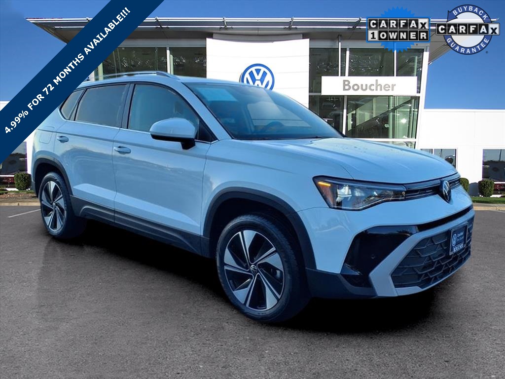 2025 Volkswagen Taos SE's photo