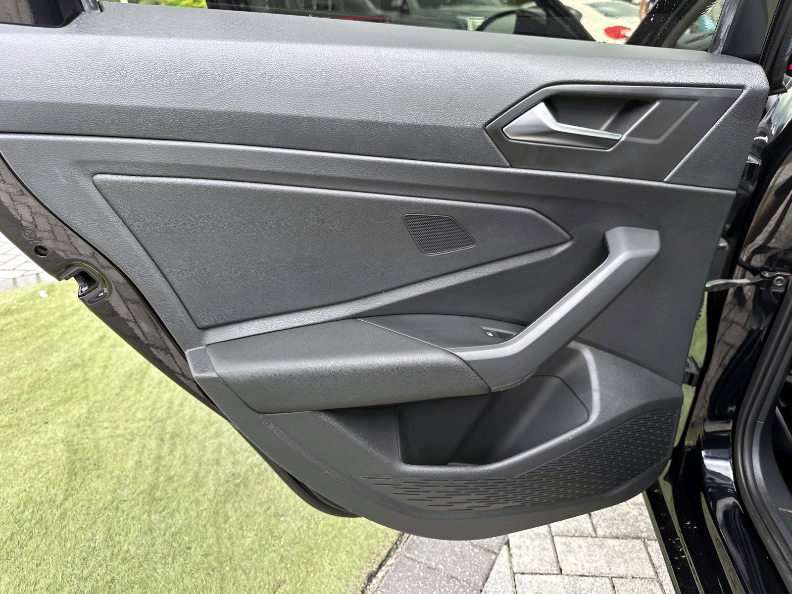 2019 Volkswagen Jetta SEL photo 8