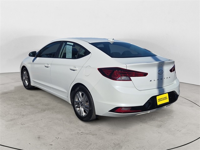 2020 Hyundai Elantra Value Edition photo 3