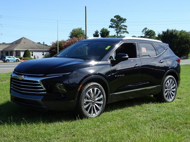 2025 Chevrolet Blazer Premier photo 3