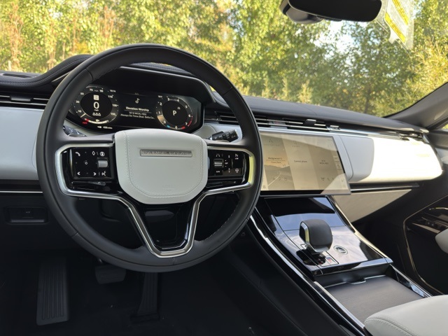 2025 Land Rover Range Rover Sport SE photo 22