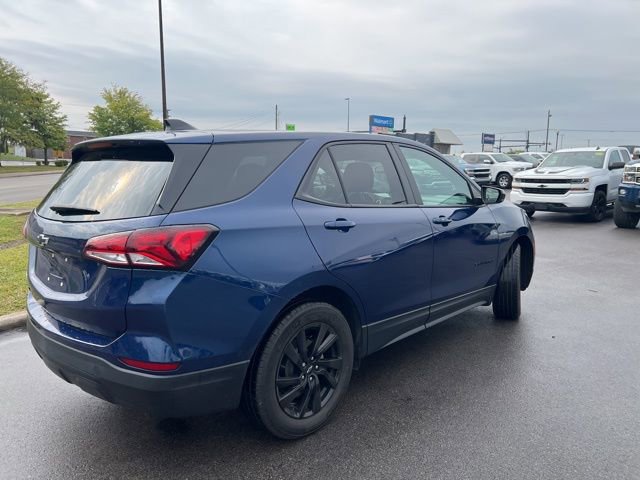 2023 Chevrolet Equinox LS photo 5