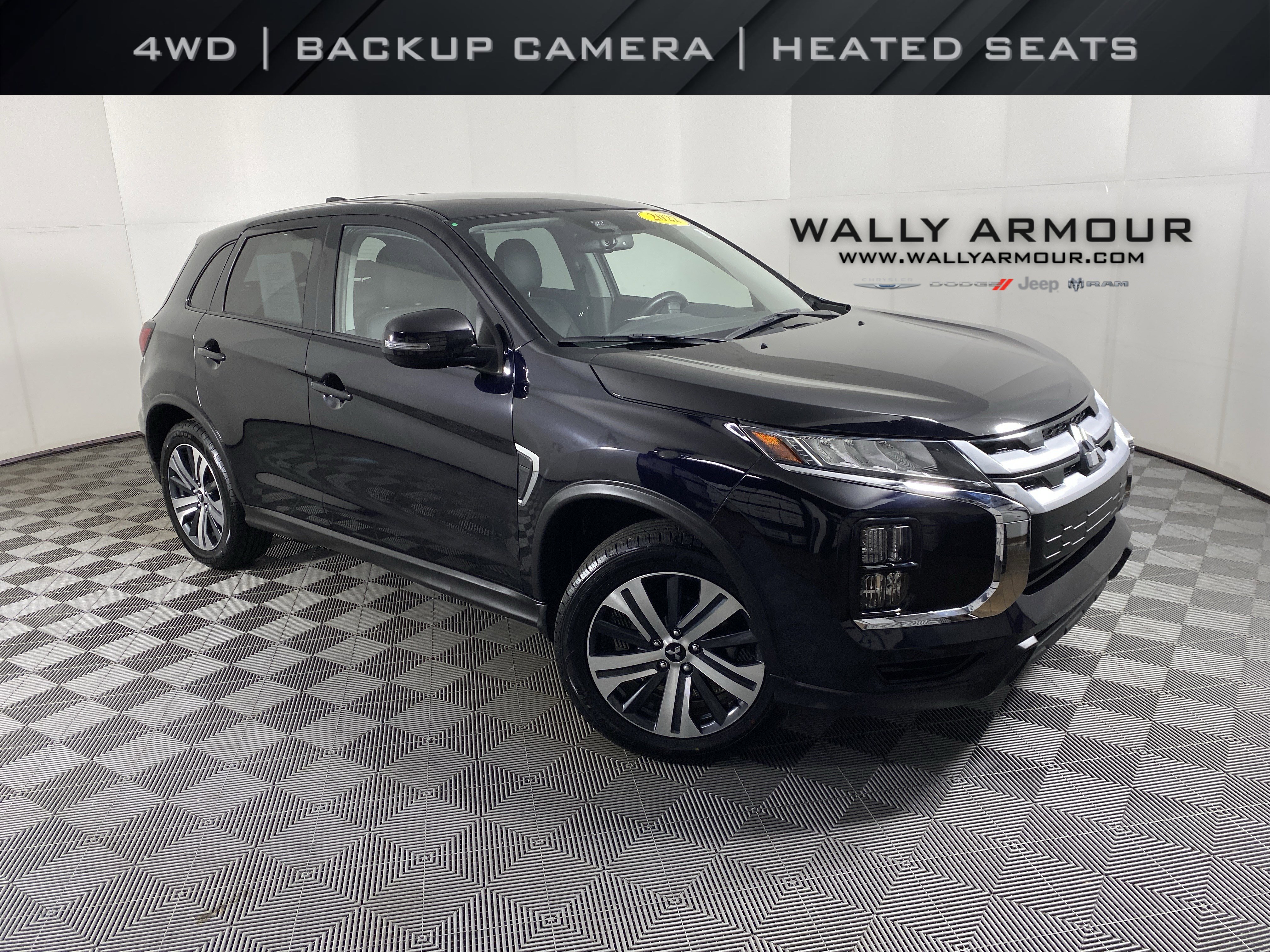 2022 Mitsubishi Outlander Sport SE's photo