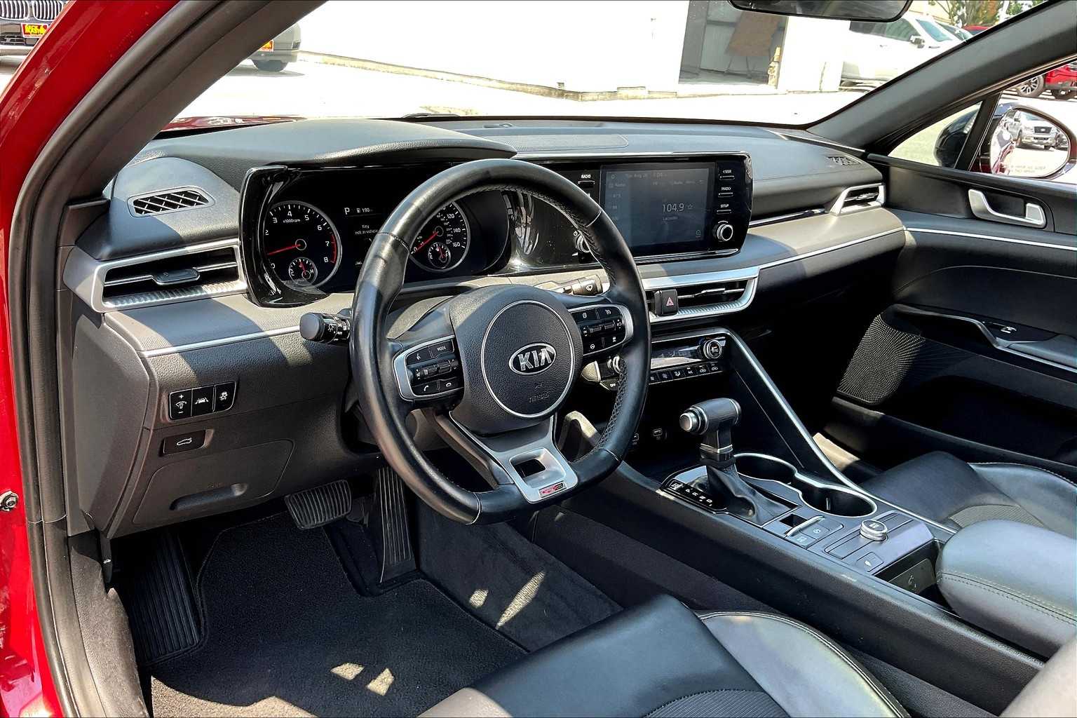 2021 Kia K5 GT-Line photo 15