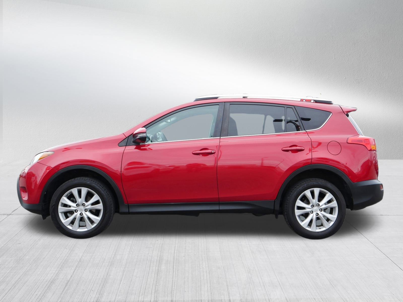 2015 Toyota RAV4 Limited photo 4