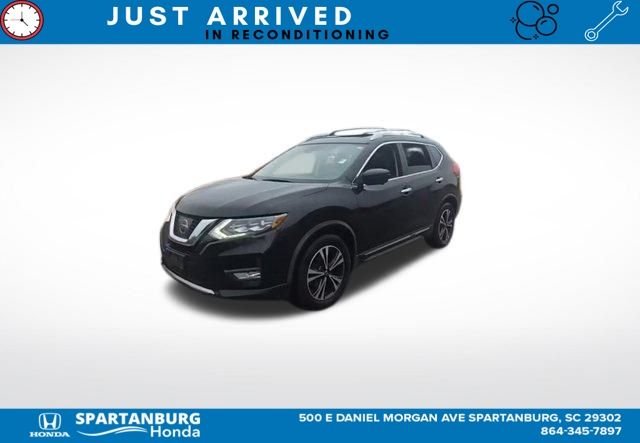 2017 Nissan Rogue SL's photo
