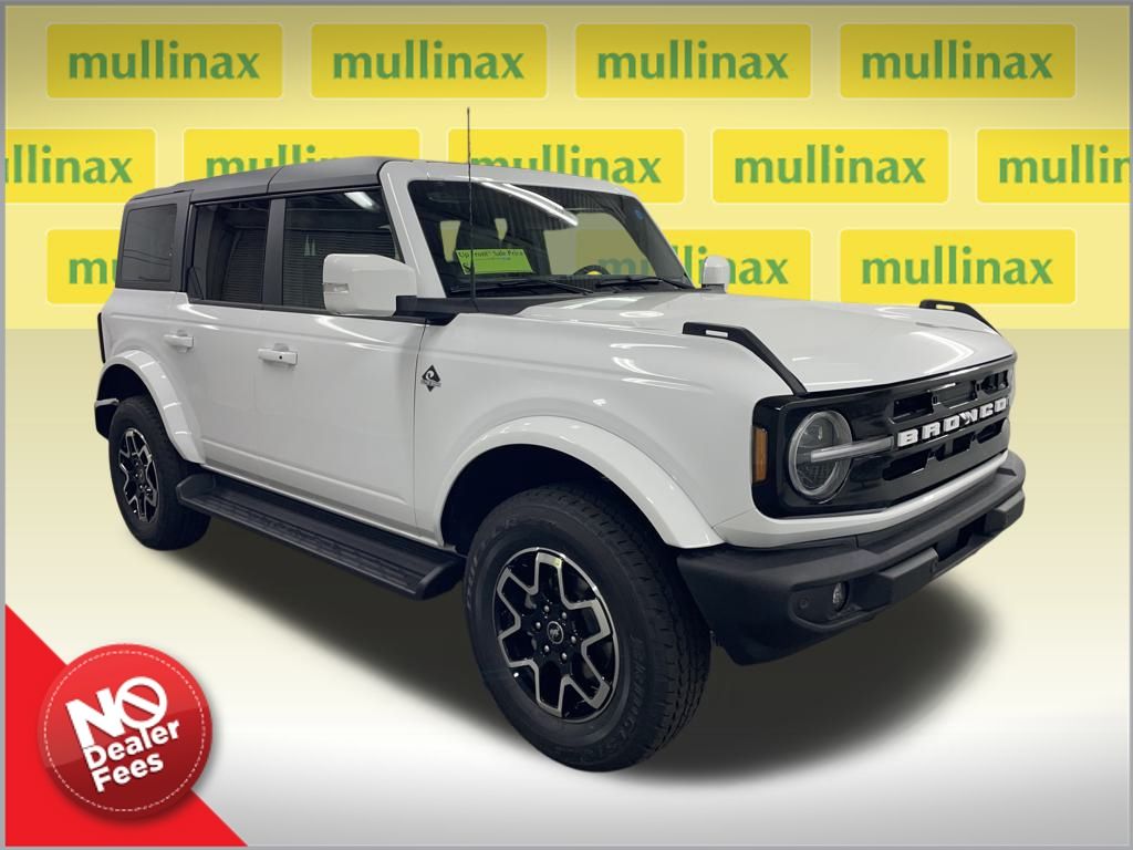 2025 Ford Bronco 4-Door Outer Banks's photo