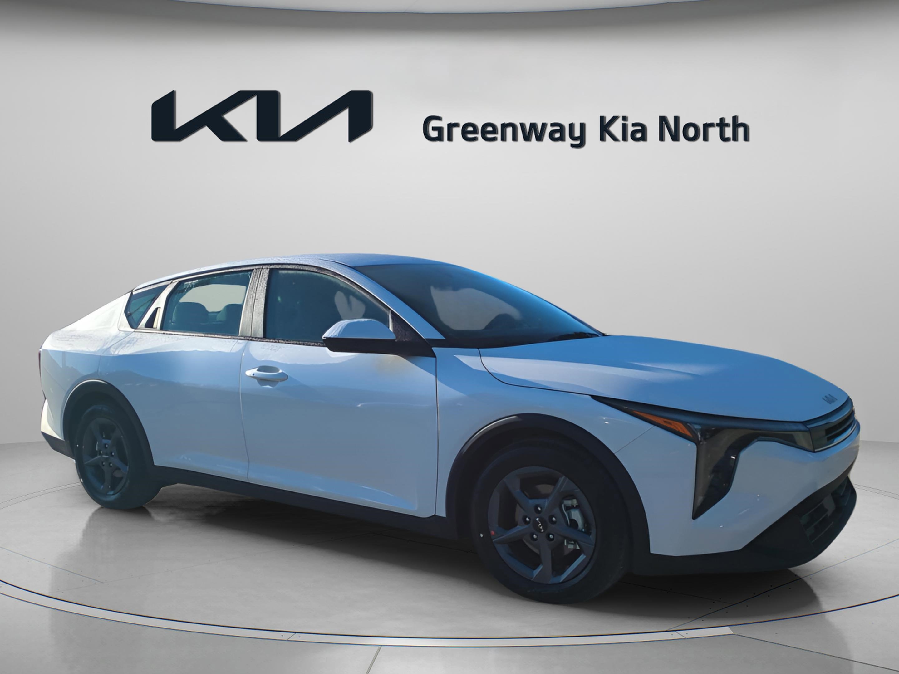 2025 Kia K4 LXS's photo
