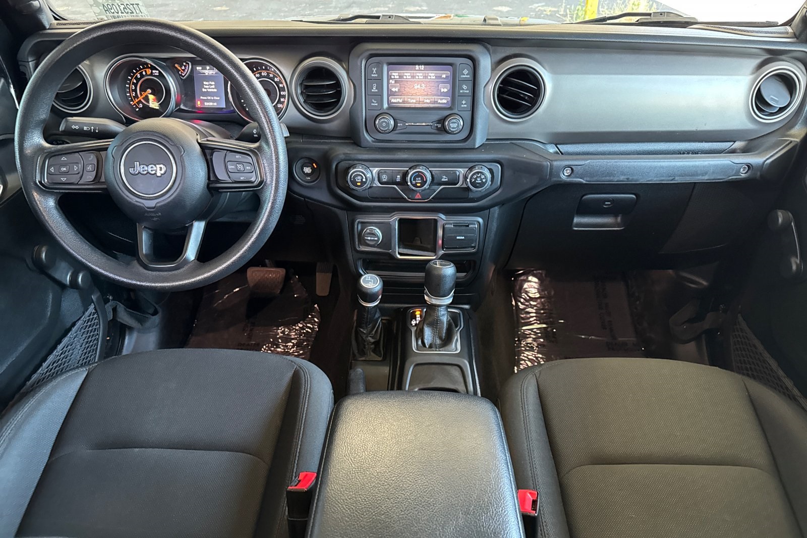 2020 Jeep Gladiator Sport photo 13
