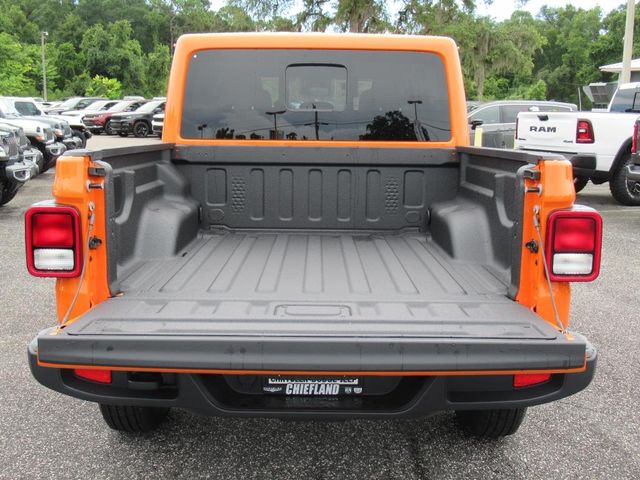 2025 Jeep Gladiator Sport S photo 6