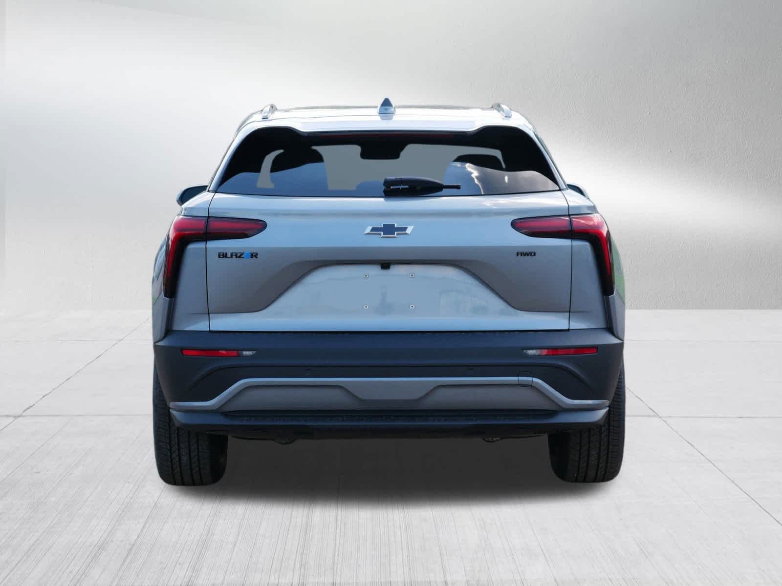 2025 Chevrolet Blazer EV photo 4