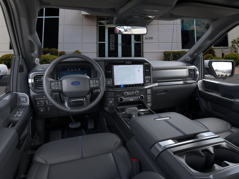 2025 Ford F-150 Platinum photo 9