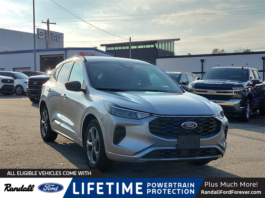 2023 Ford Escape ST-Line's photo