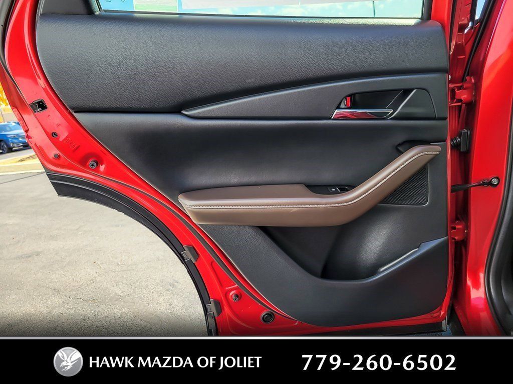 2022 MAZDA CX-30 - Image 17