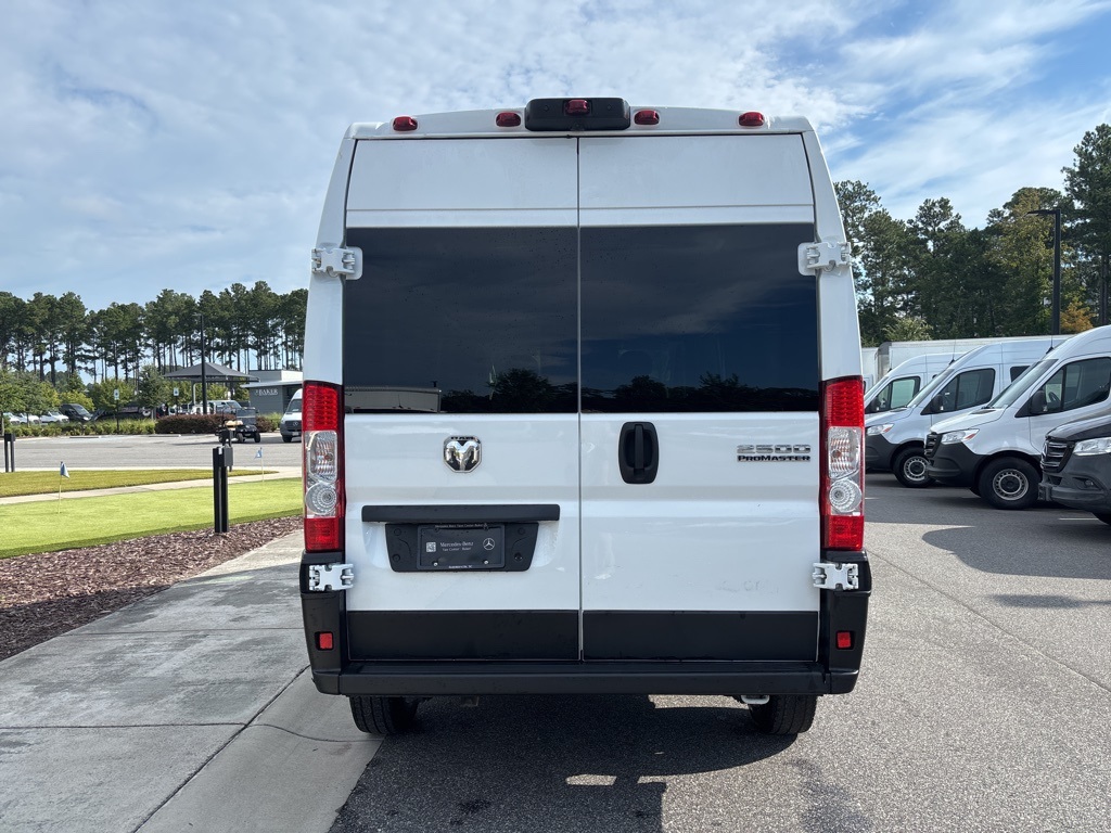 2023 Ram ProMaster 2500 photo 4