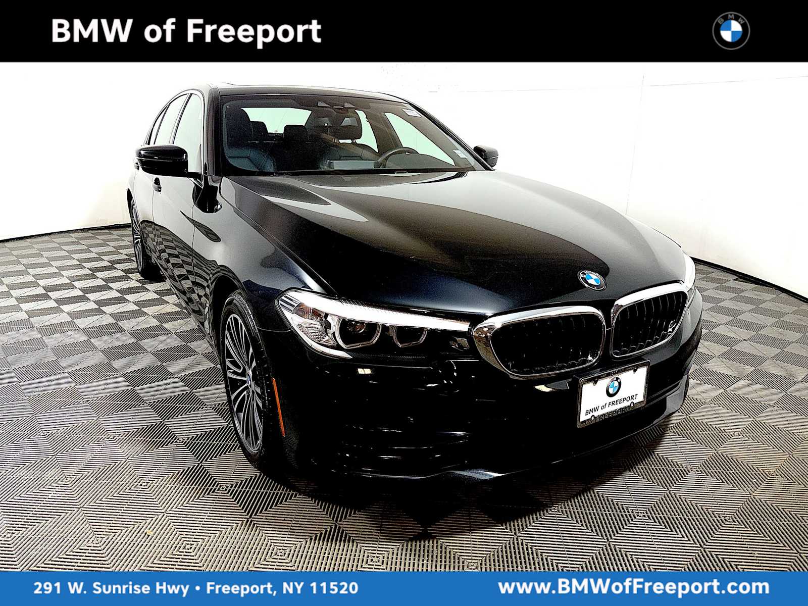 2019 BMW 5 Series 540i's photo