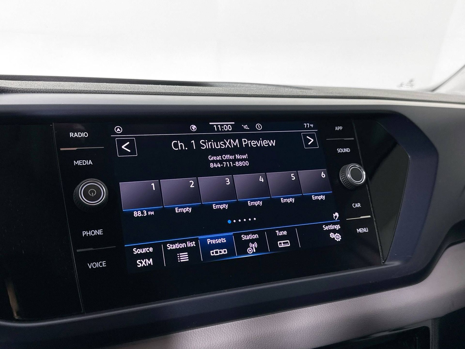 2022 Volkswagen Taos SE photo 11
