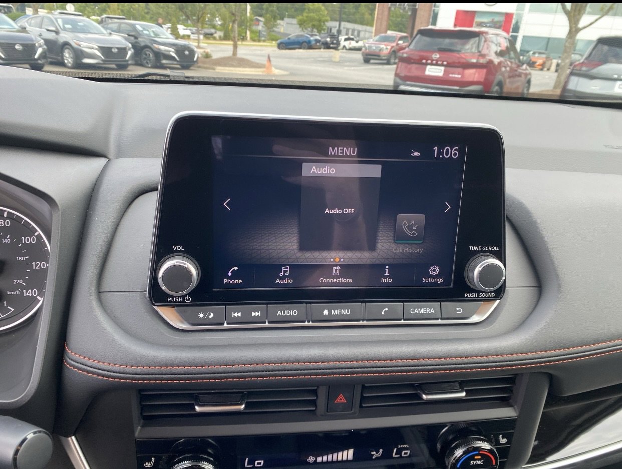 2025 Nissan Rogue SV photo 9