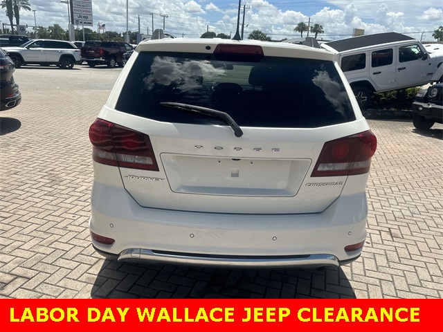 2020 Dodge Journey Crossroad photo 9