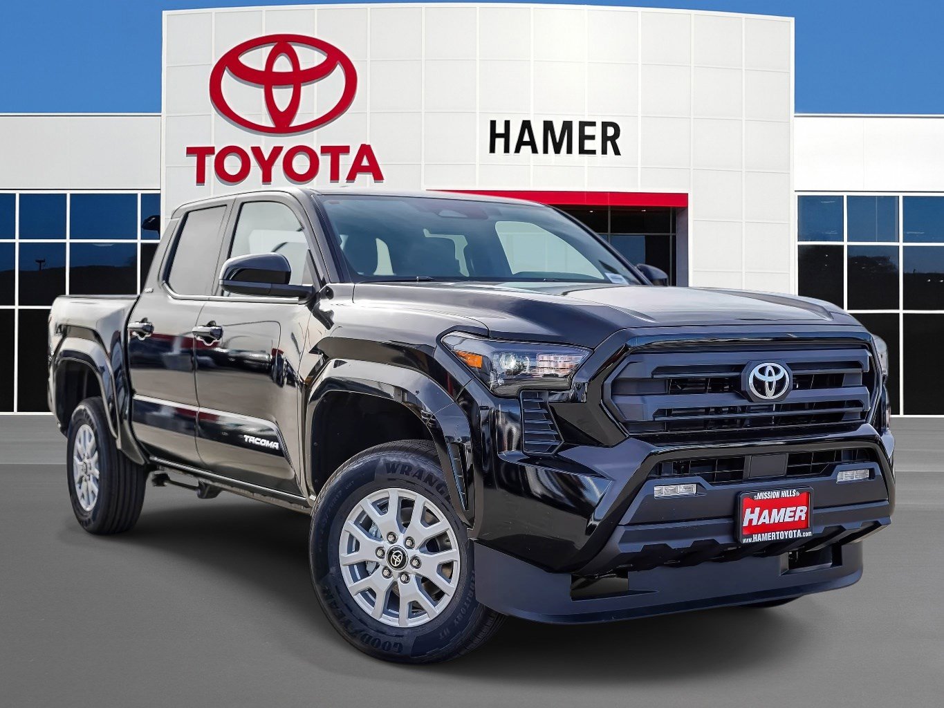 2026 Toyota Tacoma SR5's photo