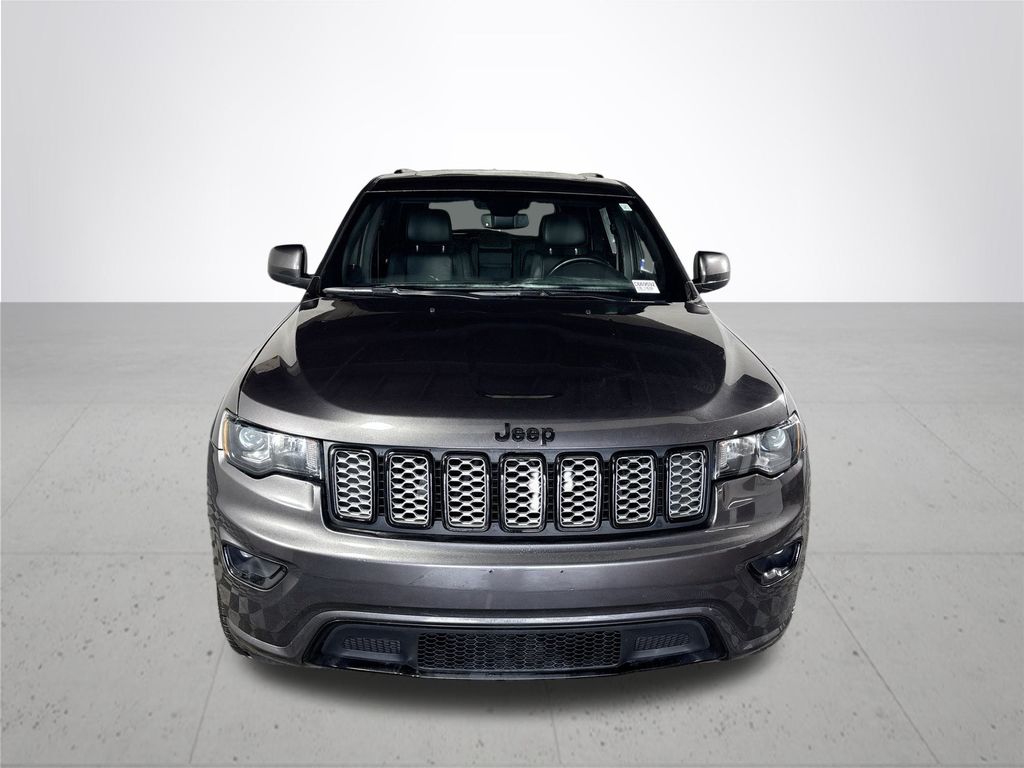2020 Jeep Grand Cherokee Altitude photo 2