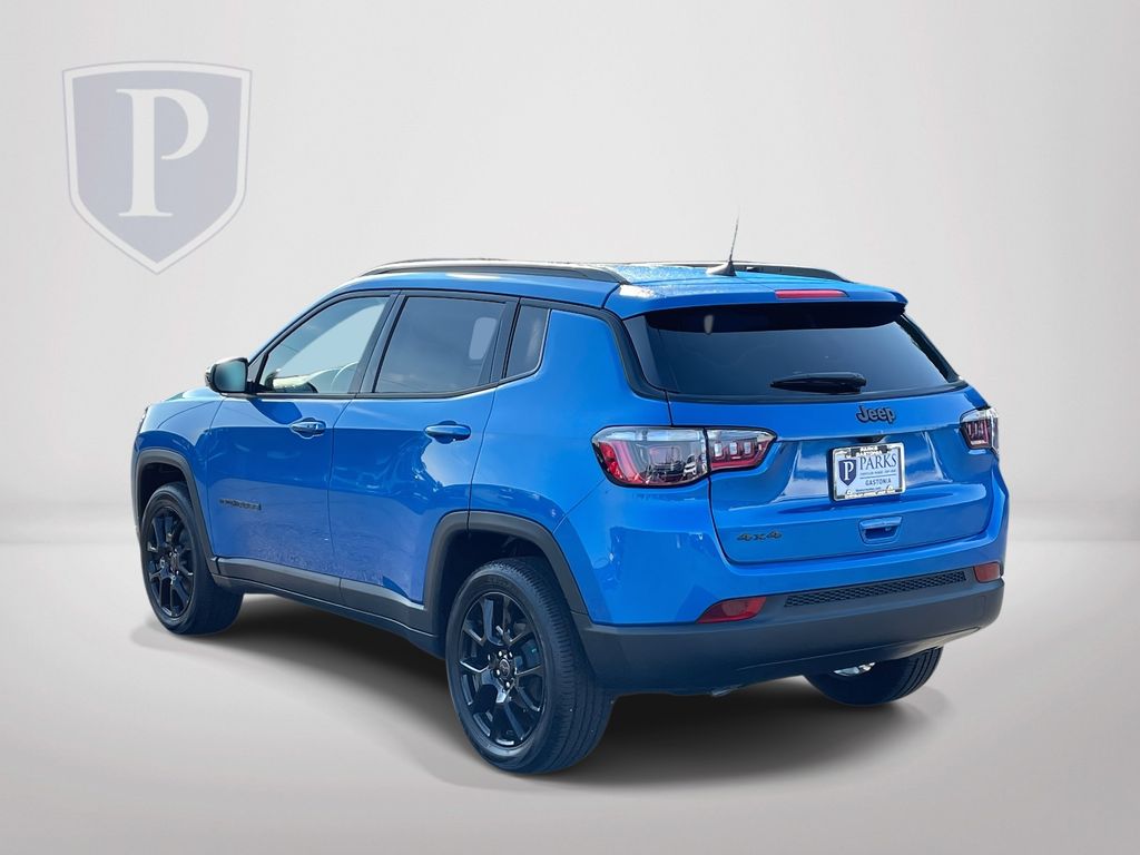 2025 Jeep Compass Latitude photo 5