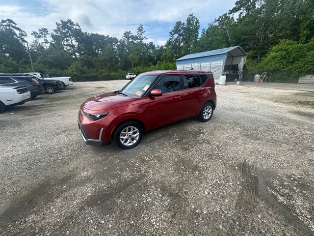 2023 Kia Soul LX photo 4