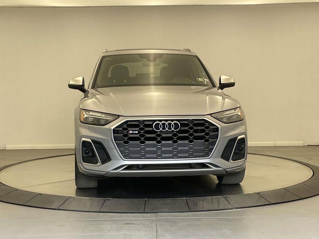 2023 Audi SQ5 Prestige photo 10