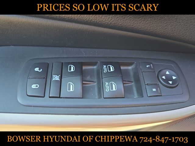2018 Jeep Cherokee Limited photo 12