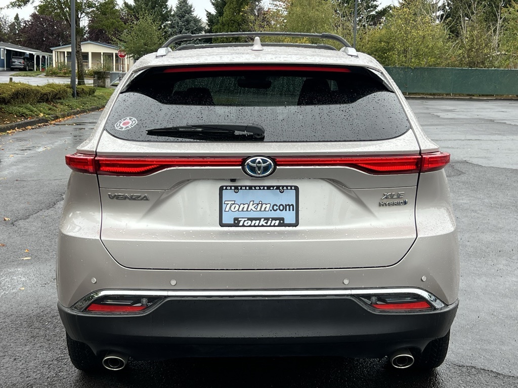 2022 Toyota Venza XLE photo 6